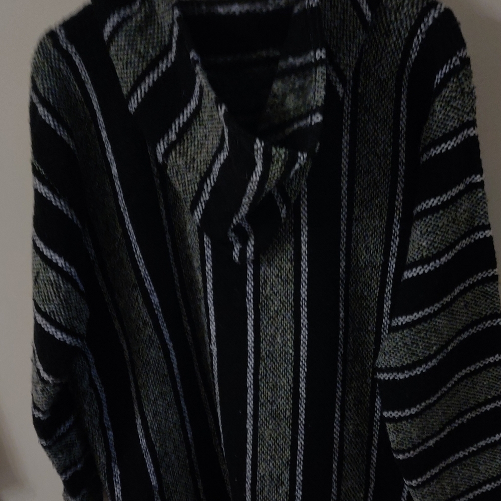 "hippie" heavy pullover. size M